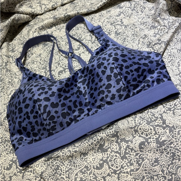 CALIA by Carrie Underwood Other - Calia Carrie Underwood blue animal print sports bra medium